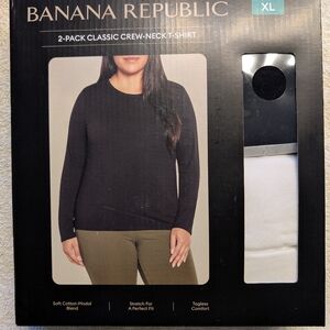 Banana Republic Women’s Classic Crew Neck 2-Pack T-Shirt, Black/White, Size XL